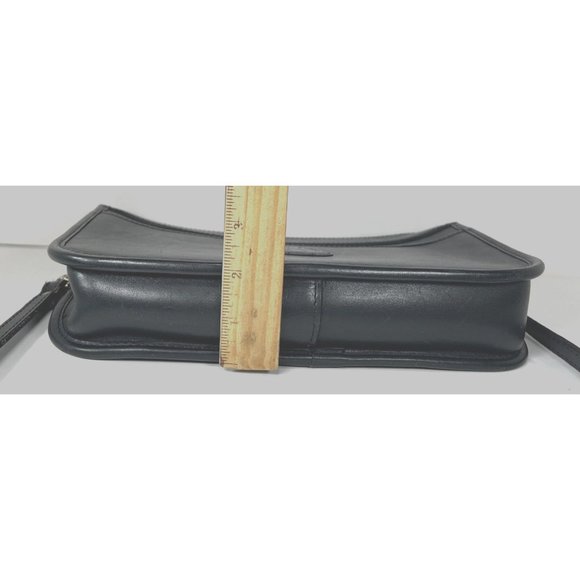 Michael Green Vintage Small Black Leather Shoulder Bag - Distressed - Picture 8 of 12